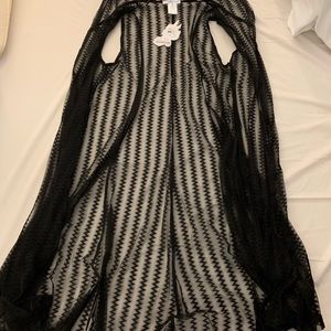 NWT iheartraves mesh black vest